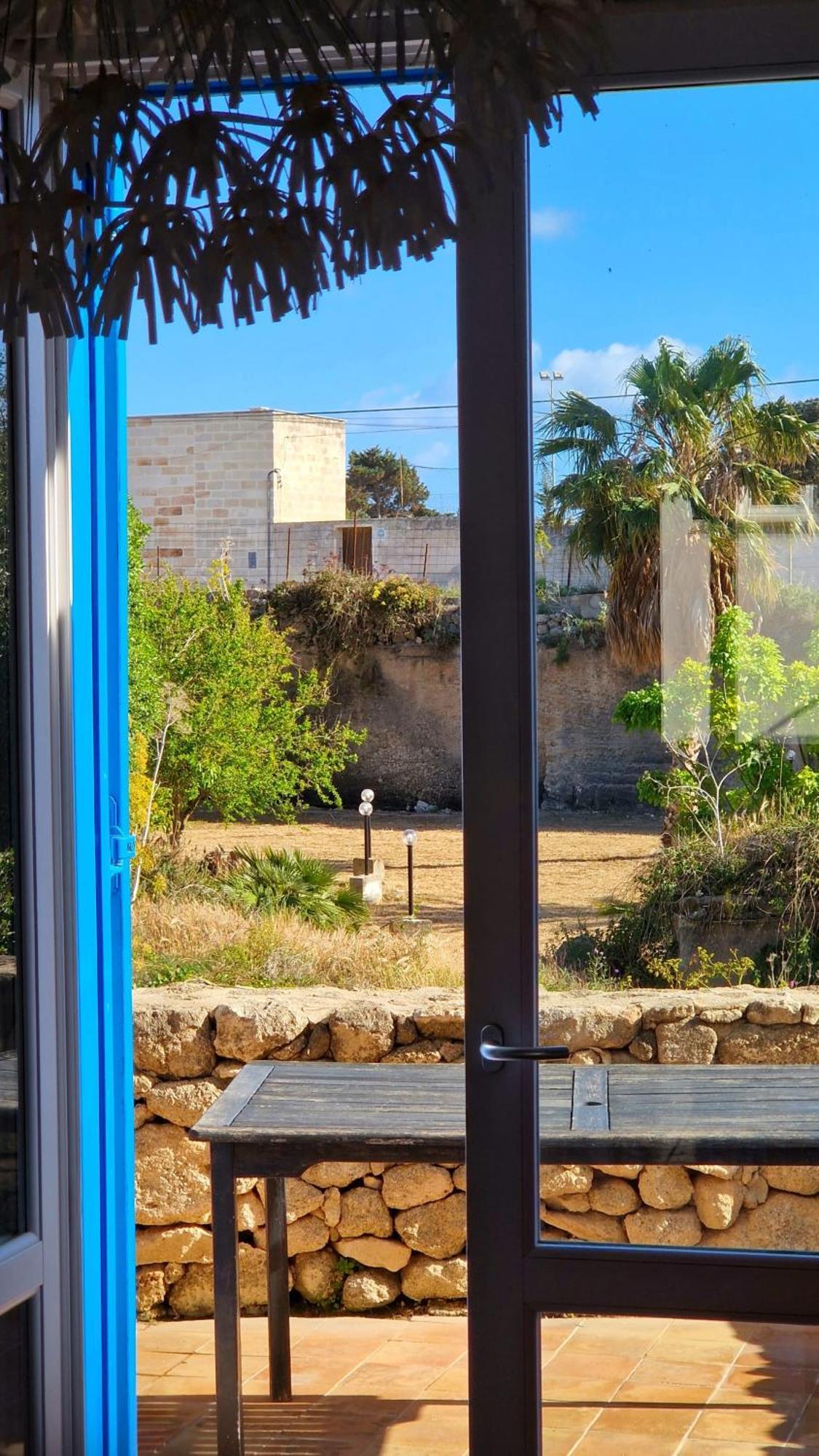 Orsola Apartments Φαβινιάνα Δωμάτιο φωτογραφία