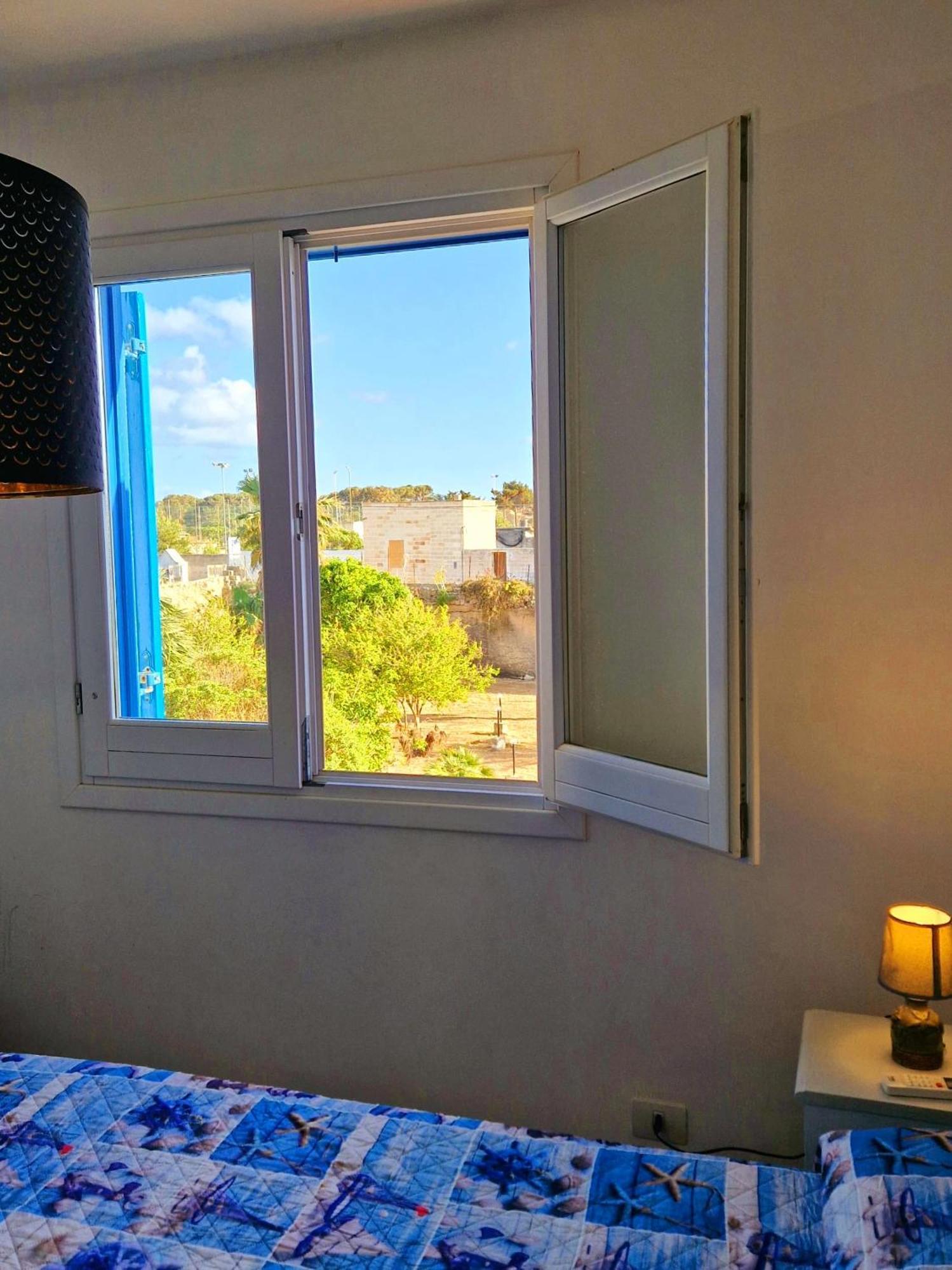 Orsola Apartments Φαβινιάνα Δωμάτιο φωτογραφία