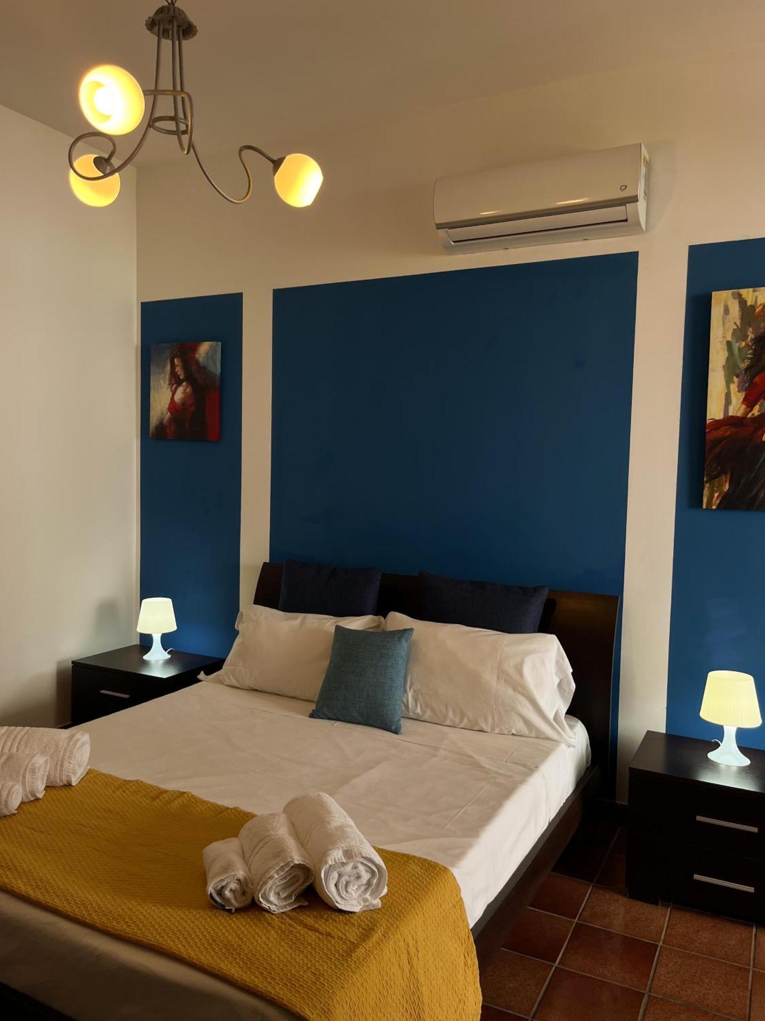 Orsola Apartments Φαβινιάνα Δωμάτιο φωτογραφία